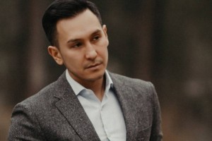 «Итог референдума покажет нам направление развития страны» – певец Шокан Маратулы