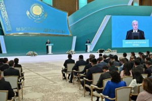 Президент: Демократия – это не результат, а процесс, в котором нужно регулярно участвовать