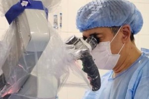 Карагандинку с опухолью головного мозга прооперировали нейрохирурги