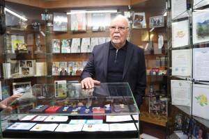 В Алматы открылся музейный уголок Асанали Ашимова