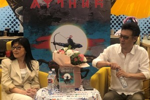 
                    Режиссер Амир Каракулов презентовал свой исторический роман
                