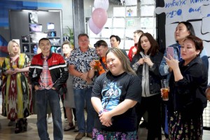 Выставка актрисы инклюзивного театра проходит в Алматы