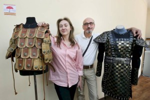 От идеи к воплощению: как создаются костюмы и реквизиты к спектаклю