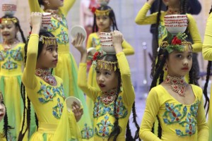 В Алматы проходит выставка работ юных художников