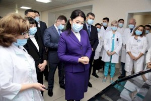 
                    Ажар Гиният в Семее посетила ряд медицинских объектов
                