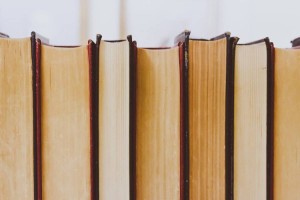 
                    В Алматы вышла книга об истории сказительских традиций казахского устного творчества
                