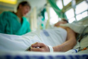 
                    В стационарах лечение от КВИ продолжают получать 89 казахстанцев
                