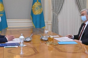 
                    Президент и Юрий Пя обсудили планы по созданию Академического медцентра
                