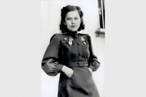 Экспозиция к столетию Народного Героя Казахстана Хиуаз Доспановой представлена в Алматы