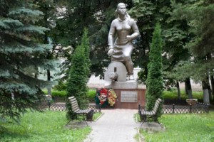 Путь в бессмертие: она осталась вечно юной девушкой, которая пожертвовала жизнью во имя Родины