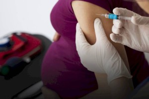 Почти 600 тысяч казахстанцев вакцинировались Pfizer