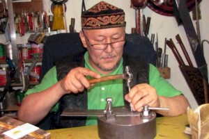 
                    Кузнец своего счастья: исцеляющее дело всей жизни Абылайхана Асылбая
                