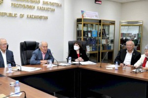 
                    Выставка, посвященная 90-летию Манаша Козыбаева, открылась в Алматы
                