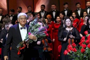 Завтра народному артисту, тенору Алибеку Днишеву исполняется 70 лет