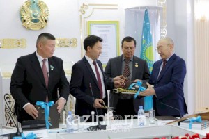 
                    В столице РК презентовали уникальный сборник о казахских кюях
                