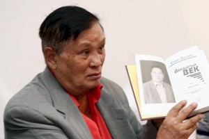 
                    В Нур-Султане прошел творческий вечер Сабита Досанова
                