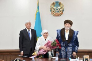 
                    «Ангелу в тюбетейке» - 85 лет
                