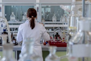 
                    В Управлении общественного здоровья Алматы опровергли информацию о нехватке медицинских халатов
                