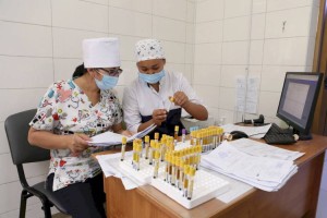 
                    Коронавирус выявлен у 5648 человек за сутки в Казахстане
                