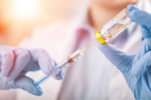 
                    Ученые развенчали миф о том, что вакцины от COVID-19 могут привести к бесплодию
                