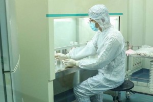 
                    Алматинские врачи спасли жизнь 72-летней пациентке с КВИ и 90% поражением легких
                