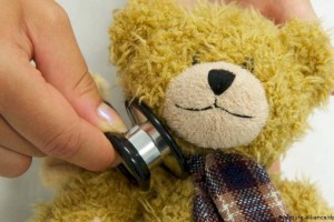 
                    Ученые заявляют, что COVID-19 сам по себе не причиняет значительного вреда детям
                