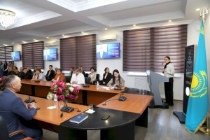 В Казахском национальном женском педагогическом университете обсудили развитие экономики, образования и науки