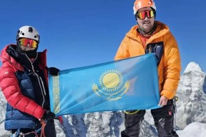 Впервые в истории казашка покорила Эверест