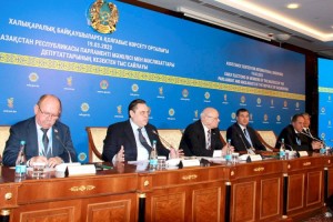 Казахстан может быть примером для многих стран СНГ – наблюдатели ШОС