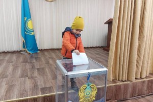 В Алматы проходит акция «Голосуем всей семьей»