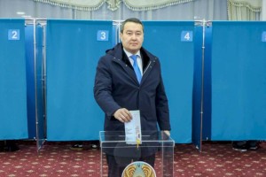 Премьер-министр РК проголосовал на выборах