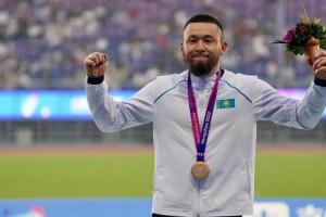
                    Золото выиграл на Азиатских параиграх карагандинец Дастан Мукашбеков
                