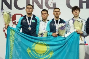 Молодежный чемпионат Азии по фехтованию состоялся в Алматы