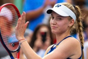 Елена Рыбакина сенсационно проиграла в полуфинале турнира в Пекине