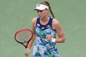 
                    Елена Рыбакина уверенно обыграла чемпионку Азиады
                