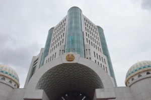 Прекращены полномочия ряда депутатов Сената