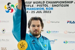 
                    Казахстанец стал чемпионом мира по пулевой стрельбе
                