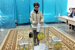 Роза Рымбаева: Я верю, что мы выберем человека, который откроет свое сердце стране