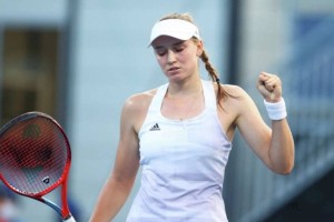 
                    Елена Рыбакина поднялась на рекордное место в мировом рейтинге
                
