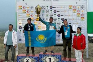 
                    На соревнованиях парапланеристов в Душанбе казахстанцы заняли весь пьедестал почета
                