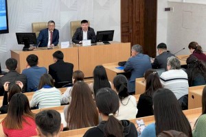 Мейрам Қажыкен посетил Южно-Казахстанский государственный педагогический университет в Шымкенте