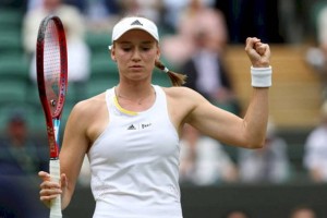 
                    Елена Рыбакина пробилась в четвертый круг турнира в Риме
                