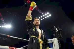
                    Жанибек Алимханулы во второй раз защитил титул чемпиона мира по версии WBO
                