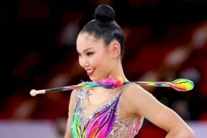 Казахстанская гимнастка Эльжана Таниева завоевала серебро Кубка мира