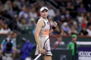 
                    Сколько заработала Елена Рыбакина с начала сезона
                