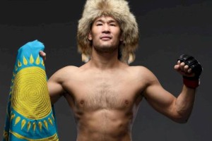 
                    Шавкат Рахмонов одержал досрочную победу над топовым бойцом UFC в Лас-Вегасе
                