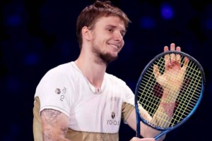 
                    Александр Бублик вышел в 1/8 финала теннисного турнира в Дубае
                