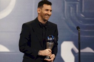 
                    Месси признан лучшим игроком года по версии ФИФА
                
