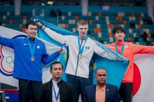 
                    Казахстан завоевал 12 медалей на ЧА по лёгкой атлетике в помещении
                