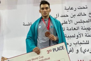 Богдан Лукин стал бронзовым призером Кубка мира по фехтованию